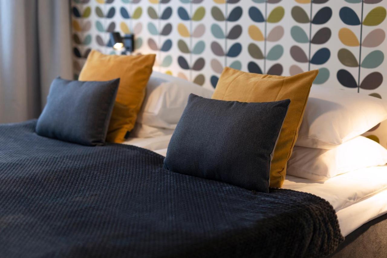 Lavik Fjord Hotel & Apartments 외부 사진
