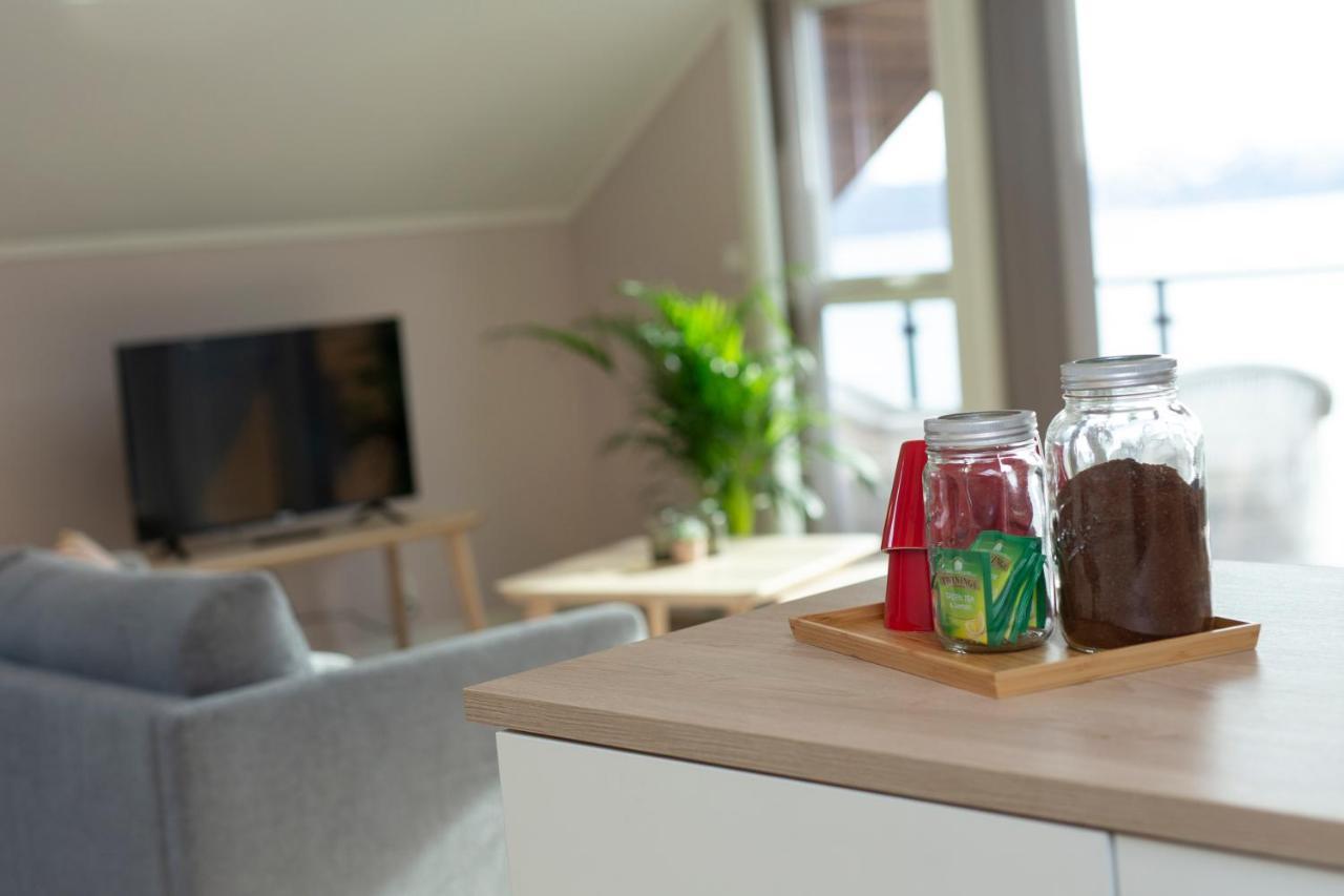 Lavik Fjord Hotel & Apartments 외부 사진