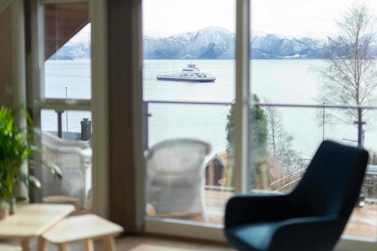 Lavik Fjord Hotel & Apartments 외부 사진