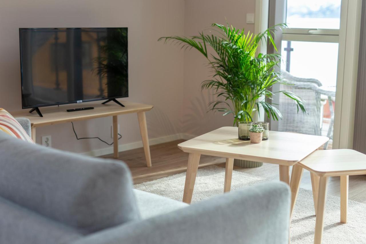 Lavik Fjord Hotel & Apartments 외부 사진